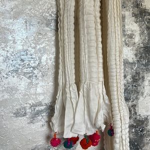 White crushed duputta